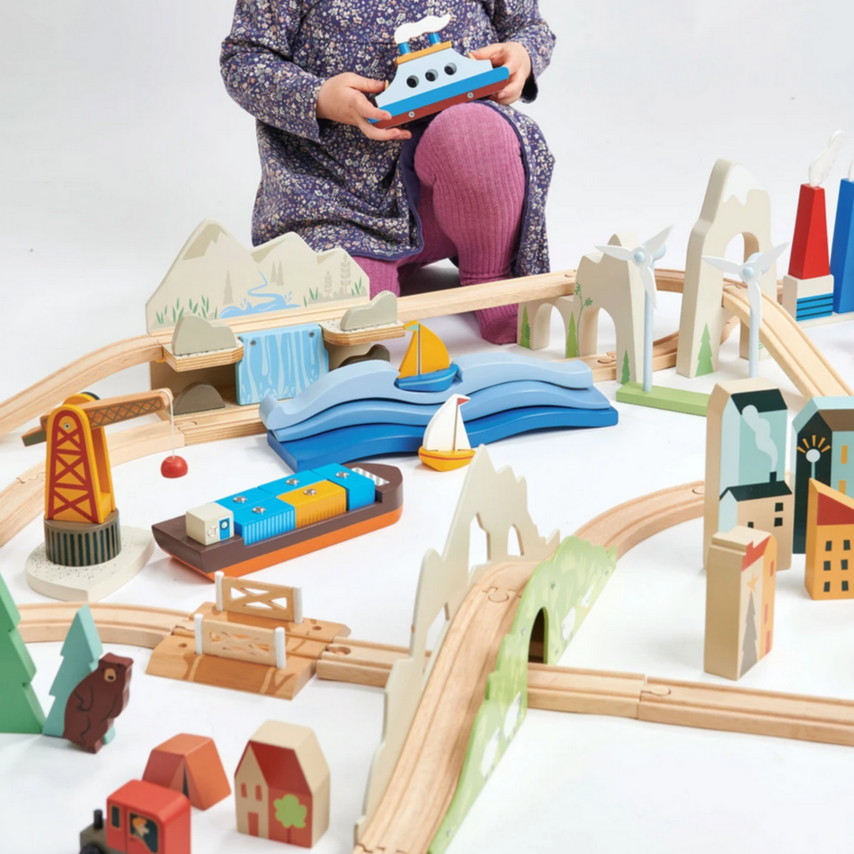 Mountain View Train Deluxe Set